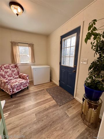 324 E Center Street, Petersburg, MI 49270