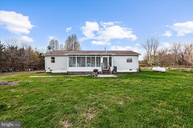 23165 FORK BRIDGE RD, Milford, VA 22514