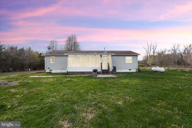 23165 FORK BRIDGE RD, Milford, VA 22514