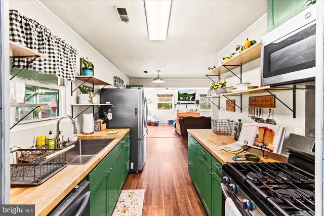 23165 FORK BRIDGE RD, Milford, VA 22514