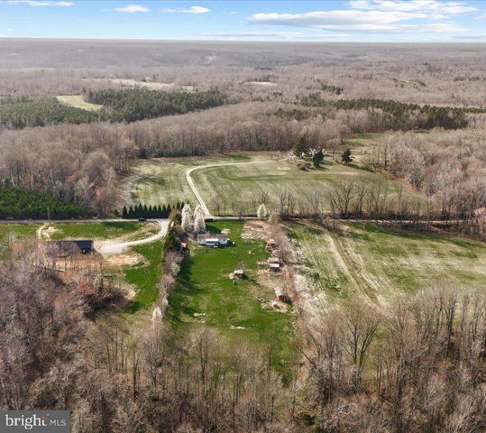 23165 FORK BRIDGE RD, Milford, VA 22514