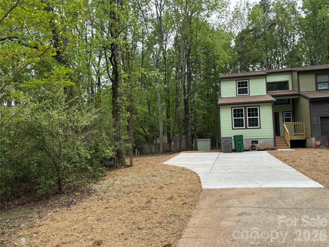 6211 Spanish Oak Road, Charlotte, NC 28227