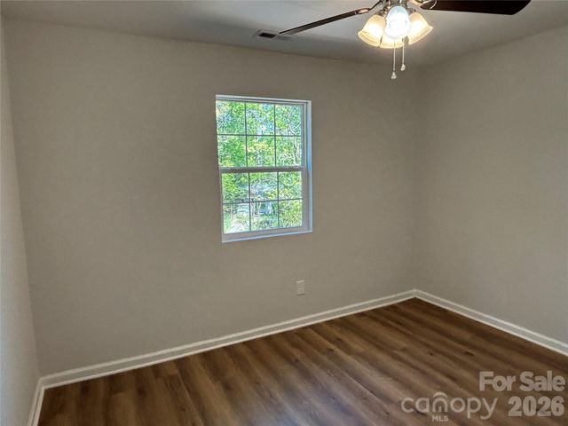 6211 Spanish Oak Road, Charlotte, NC 28227