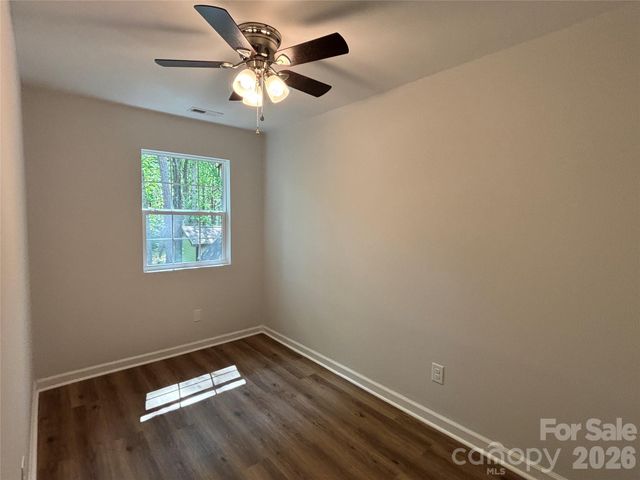 6211 Spanish Oak Road, Charlotte, NC 28227