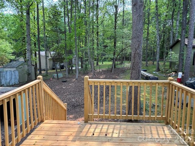 6211 Spanish Oak Road, Charlotte, NC 28227