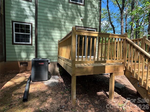 6211 Spanish Oak Road, Charlotte, NC 28227