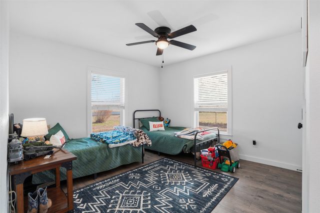 414 Fannin Street, Millsap, TX 76066