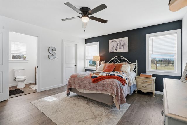 414 Fannin Street, Millsap, TX 76066