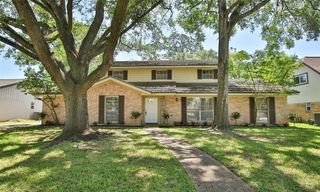 1422 Scenic Ridge Drive, Houston, TX 77043