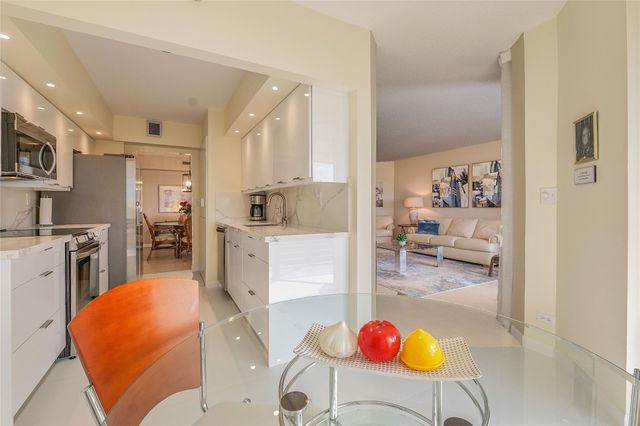 7200 Radice Ct 705, Lauderhill, FL 33319