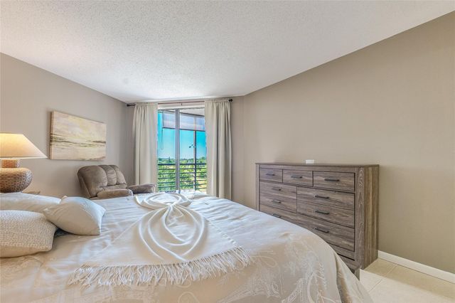 7200 Radice Ct 705, Lauderhill, FL 33319