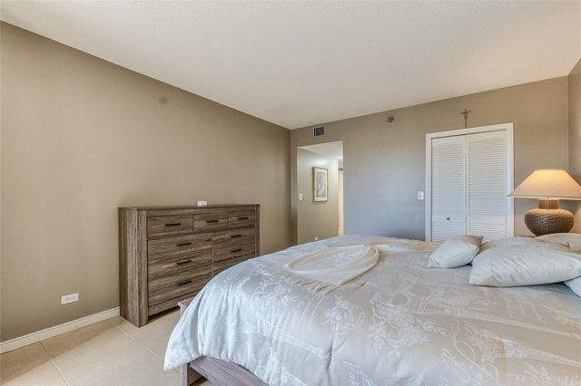 7200 Radice Ct 705, Lauderhill, FL 33319