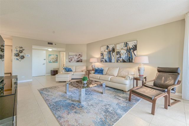 7200 Radice Ct 705, Lauderhill, FL 33319