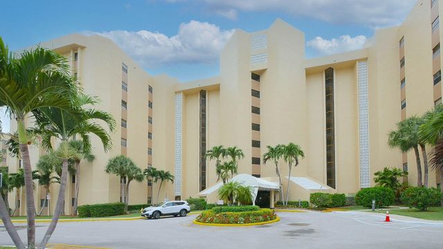 7200 Radice Ct 705, Lauderhill, FL 33319