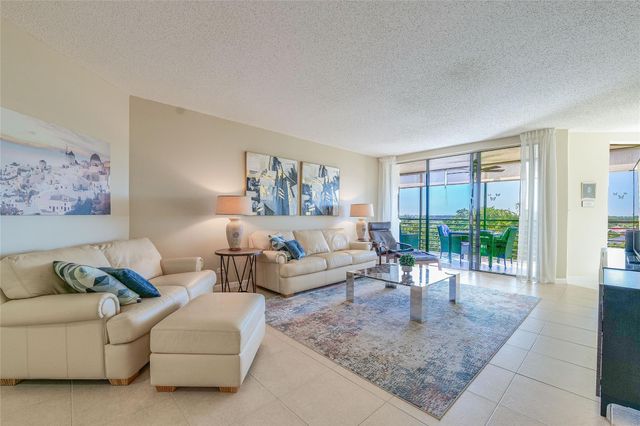 7200 Radice Ct 705, Lauderhill, FL 33319