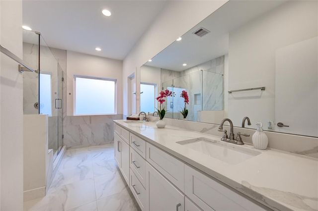 847 Rachel Street E, Houston, TX 77091