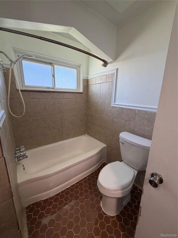 17415 Addison Street, Southfield, MI 48075