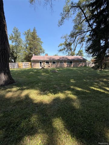 17415 Addison Street, Southfield, MI 48075
