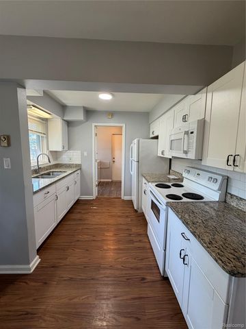 17415 Addison Street, Southfield, MI 48075