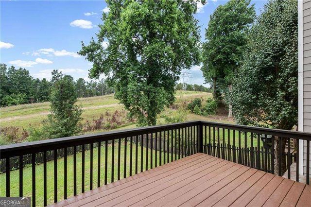 5077 Newpark Drive NW, Acworth, GA 30101