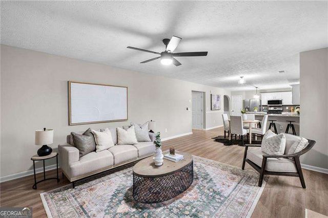 5077 Newpark Drive NW, Acworth, GA 30101