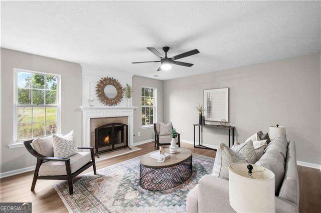 5077 Newpark Drive NW, Acworth, GA 30101
