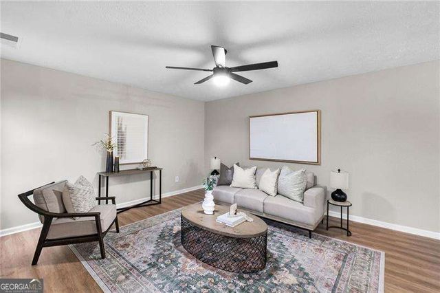 5077 Newpark Drive NW, Acworth, GA 30101