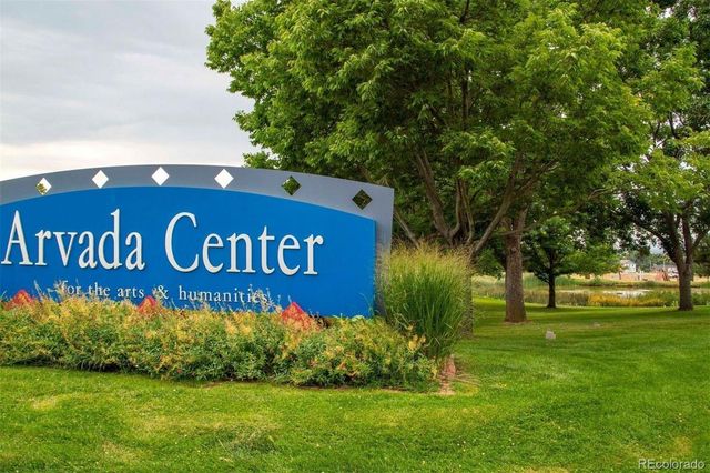 8406 W 52nd Avenue, Arvada, CO 80002