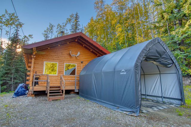 1614 SNOWBASIN ROAD, Fairbanks, AK 99709