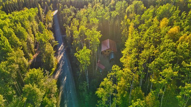 1614 SNOWBASIN ROAD, Fairbanks, AK 99709