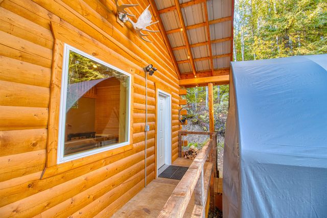 1614 SNOWBASIN ROAD, Fairbanks, AK 99709
