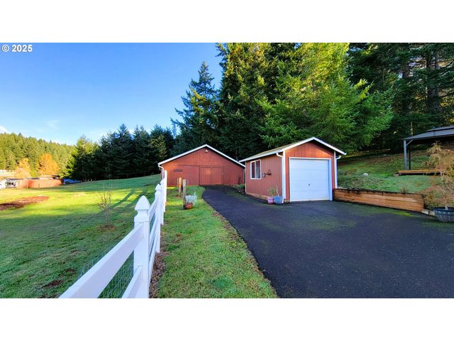 34336 STEWART HILLS Ln, Cottage Grove, OR 97424