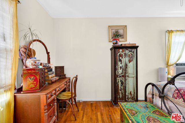 10796 Galvin Street, Culver City, CA 90230