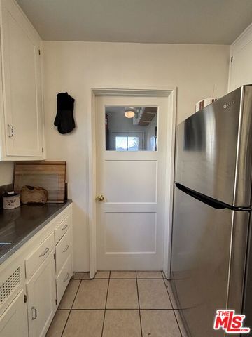 10796 Galvin Street, Culver City, CA 90230