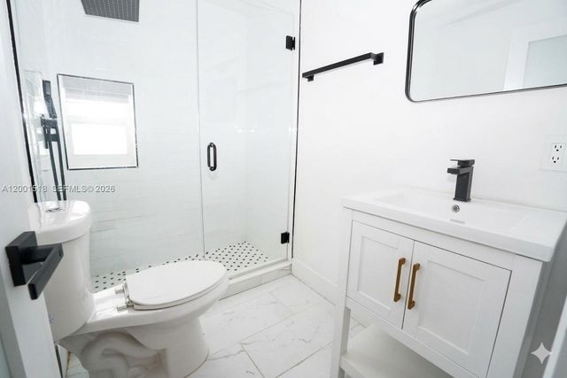 817 W 39th St 2, Miami Beach, FL 33140