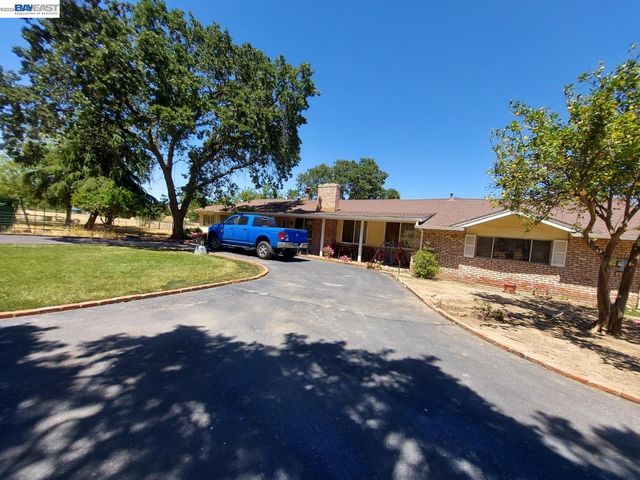 17101 Marsh Creek Rd, Clayton, CA 94517