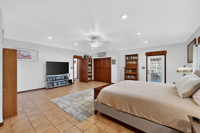 1425 Crestview Drive SW, Los Lunas, NM 87031
