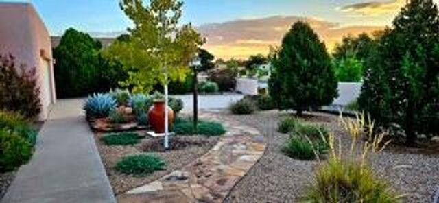 1425 Crestview Drive SW, Los Lunas, NM 87031