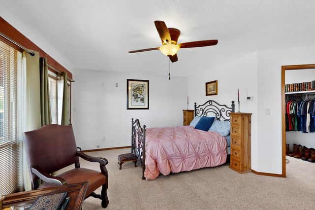 1425 Crestview Drive SW, Los Lunas, NM 87031