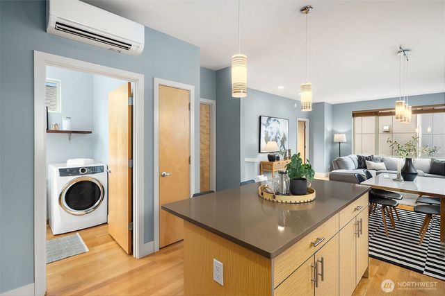 1550 NW 60th Street, Seattle, WA 98107