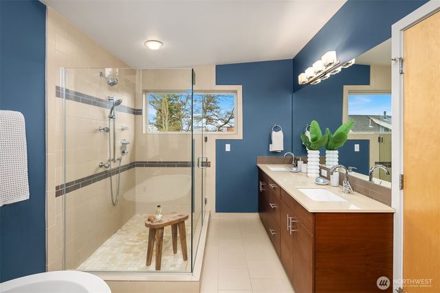 1550 NW 60th Street, Seattle, WA 98107