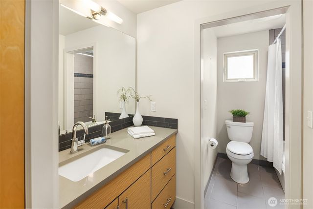 1550 NW 60th Street, Seattle, WA 98107