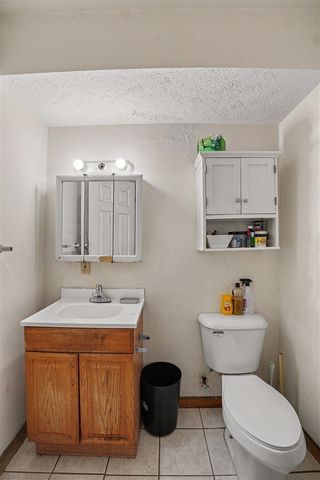908 W Lapeer Street, Lansing, MI 48915