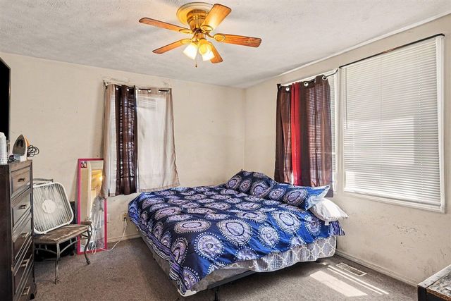 908 W Lapeer Street, Lansing, MI 48915