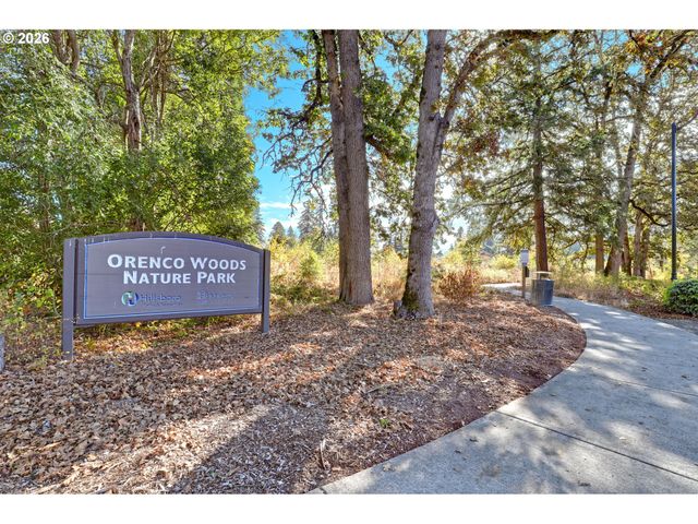 216 Ne IRONCREEK Ter, Hillsboro, OR 97124