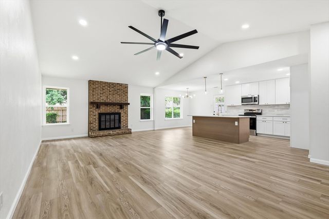 2804 Elk Grove Road, Carrollton, TX 75007