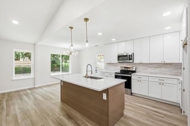 2804 Elk Grove Road, Carrollton, TX 75007