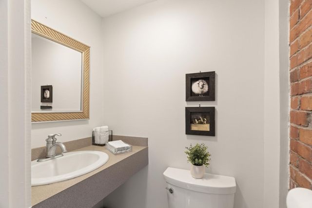 15 Myrtle St, Beverly, MA 01915