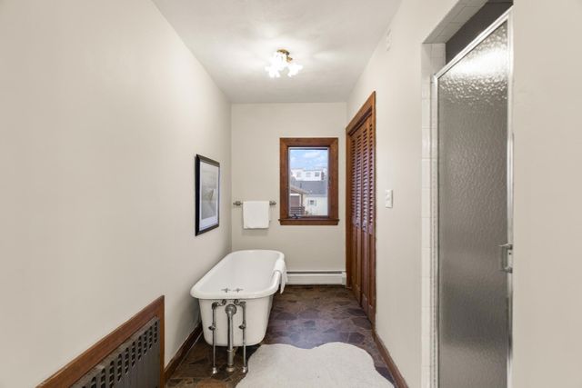 15 Myrtle St, Beverly, MA 01915