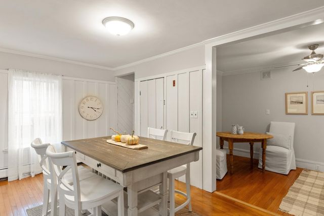 15 Myrtle St, Beverly, MA 01915
